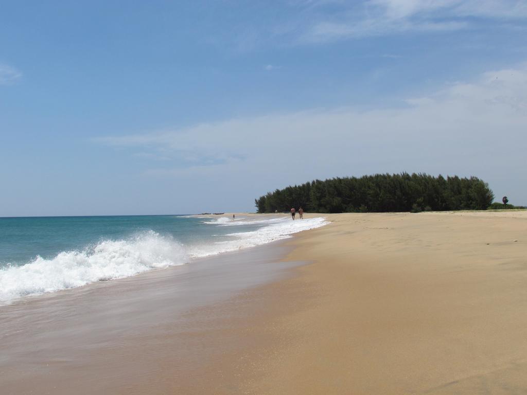 Lord Of The Forest Batticaloa Bagian luar foto