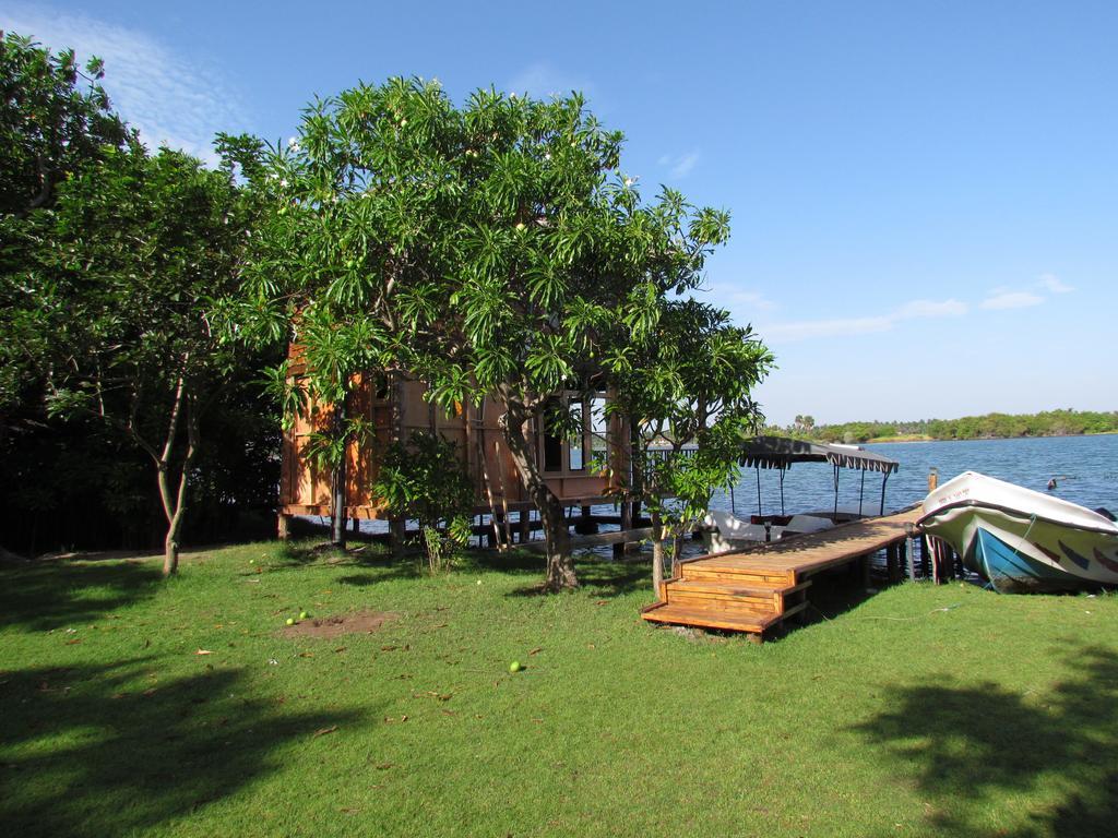 Lord Of The Forest Batticaloa Ruang foto